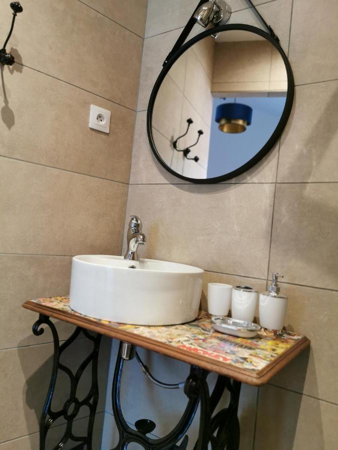 Maison De Ville Typique Mentonnaise Экстерьер фото