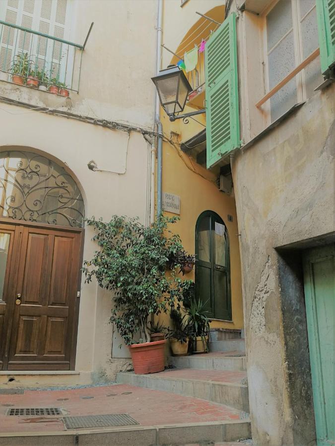 Maison De Ville Typique Mentonnaise Экстерьер фото